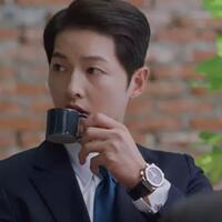 jam-tangan-song-joong-ki-di-drakor-vicenzo-bisa-jadi-pilihan-untuk-temani-lebaranmu