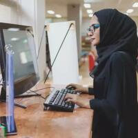 mengejutkan-soal-komputer-wanita-arab-kalahkan-wanita-amerika