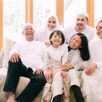 anti-mati-gaya-abadikan-momen-lebaran-2021-bareng-keluarga