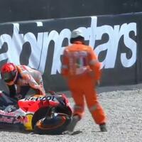 alami-crash-marc-marquez-kembali-gagal-finish-tetap-semangat-baby-alien