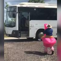 bapak-bapak-yang-sayang-anak-ini-ayahku-ayahmu-gimana