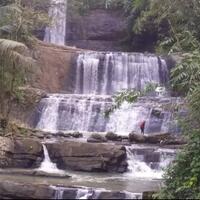 curug-nangga-air-terjun-bertingkat-tujuh-yang-eksotis-berani-naik-gan