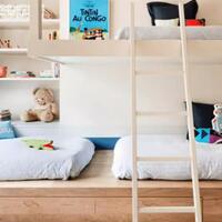 selain-menghemat-ruang-kamar-tidur-bersama-bikin-hubungan-adik-kakak-semakin-akrab