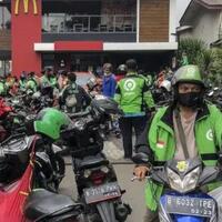 bts-meal-vs-lonjakan-covid-19-waspadai-klaster-mcd