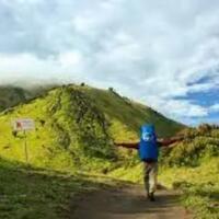 rekomendasi-gunung-yang-dapat-kalian-daki-bagi-pemula-di-pulau-jawa
