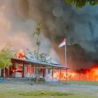 kerusuhan-di-yalimo-papua-8-kantor-dibakar-massa-dan-warga-mengungsi