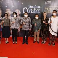 dua-menteri-hadiri-penghargaan-sinetron-quotikatan-cintaquot