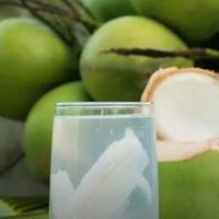 dianggap-bisa-terapi-covid-19-kelapa-muda-di-bojonegoro-langka-dan-harganya-mahal