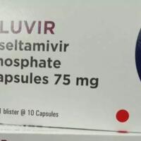 aji-mumpung-warga-62-dulu-masker-sekarang-obat