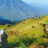 kisah-horror-pendakian-gunung-merbabu-via-wekas--based-on-writter-experience