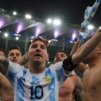 penantian-panjang-messi-untuk-juara-bersama-argentina-akhirnya-terwujud