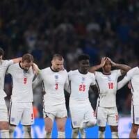 ketika-inggris-peragakan-permainan-ala-italia-di-wembley-stadium