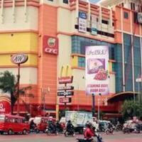 nekat-melapak-didepan-mal-pgc-tukang-servis-hpkalau-gak-begini-kami-mau-makan-apa