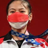 lifter-windy-cantika-berpeluang-raih-perak-jika-hou-zhihui-positif-doping