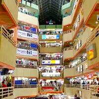 yang-diburu-anak-mahasiswa-2000-an-di-mall-mangga-dua-bisa-kredit-segala