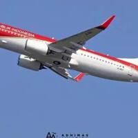 diam-diam-pesawat-kepresidenan-jokowi-dicat-merah-putih