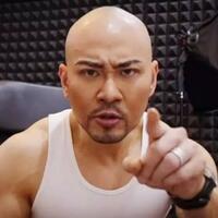 3-seleb-ini-kini-berpenampilan-botak-padahal-dulu-ada-yang-kribo