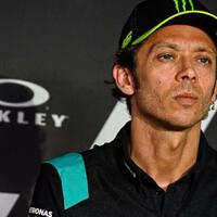 valentino-rossi-konfirmasi-pensiun-dari-motogp