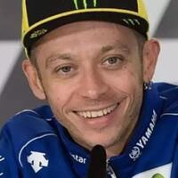 motogp-adalah-rossi-rossi-adalah-balapan