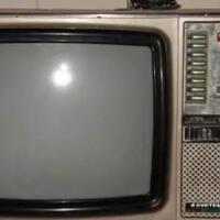 perkembangan-televisi-dari-hitam-putih-sampai-menjadi-smart-tv