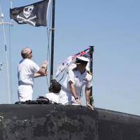 sejarah-dibalik-tradisi-pengibaran-bendera-jolly-roger-oleh-kru-kapal-selam-inggris