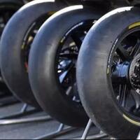 mengenal-jenis-ban-yang-dipakai-untuk-balapan-motogp