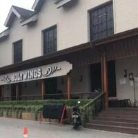 heboh-holywings-bikin-kerumunan-siapa-sih-pemiliknya