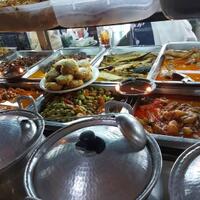 warung-makan-anita-dengan-25-lebih-menu-siap-bikin-perut-kenyang-pelanggan