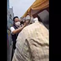 viral-video-anies-baswedan-kecebur-got