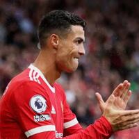 kesuksesan-debut-ronaldo-di-mu-diwarnai-tangisan-hingga-protes-di-langit-old-trafford