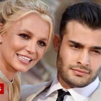 britney-spears-dilamar-berondong-yang-lebih-muda-12-tahun