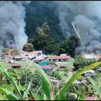 tenaga-kesehatan-lompat-ke-jurang-saat-puskesmas-diserang-kkb-2-suster-masih-hilang