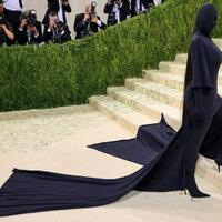 kim-kardashian-di-met-gala-2021-balenciaga-vs-dementor