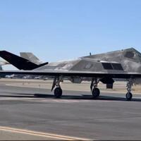 kembali-bertugas-nighthawk-melatih-f-15-untuk-mengendus-pesawat-berkemampuan-stealth