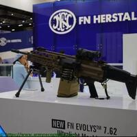 dsei-2021-fn-evolys-senapan-mesin-terbaru-dengan-bobot-lebih-ringan