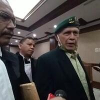 tok-kivlan-zen-divonis-penjara-4-bulan-15-hari-kasus-senjata-ilegal