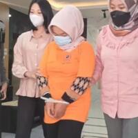 awalnya-utang-modal-rp-20-juta-ke-rentenir-berbunga-jadi-rp-25-miliar