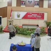 ditendang-dan-ditonjok-kapolres-nunukan-anak-buah-sebar-video-hingga-viral