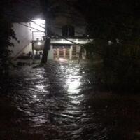 kompleks-pondok-karya-mampang-banjir-tinggi-air-capai-15-meter
