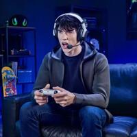 razer-memperluas-lini-produk-playstation-5-dengan-headset-razer-kaira-pro-dan-kaira