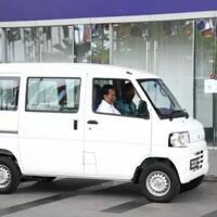 belum-dijual-untuk-umum-mobil-listrik-ini-dijajal-duluan-oleh-jokowi
