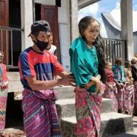 kok-bisa-ada-ya-5-tradisi-aneh-dan-mengerikan-suku-suku-yang-ada-di-indonesia