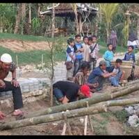 inilah-bung-meriam-bambu-yang-sering-dimainkan-di-acara-tertentu