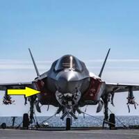 ada-dugaan-cover-air-intake-lupa-belum-dilepas-membuat-f-35b-inggris-jatuh-ke-laut