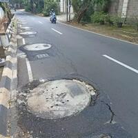 sumur-resapan-bikin-jalan-retak-bina-marga-dki-tunjuk-hidung-dinas-sda