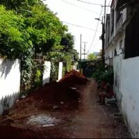 sudah-5-hari-tanah-sumur-resapan-pasar-minggu-belum-diangkut