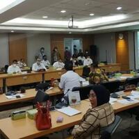 rapat-kerja-dprd-singgung-dirut-tj-saya-tidak-mau-tukang-ikan-bicara-transportasi