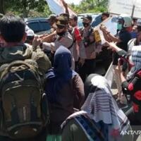 warga-hadang-ahok-di-aceh-minta-audit-pertamina