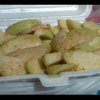 ini-dia-rujak-jambu-kristal-yang-lagi-nge-hits
