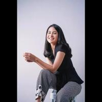 maudy-ayunda-sarjana-cantik-berbakat-paket-lengkap-sebagai-artis-indonesia
